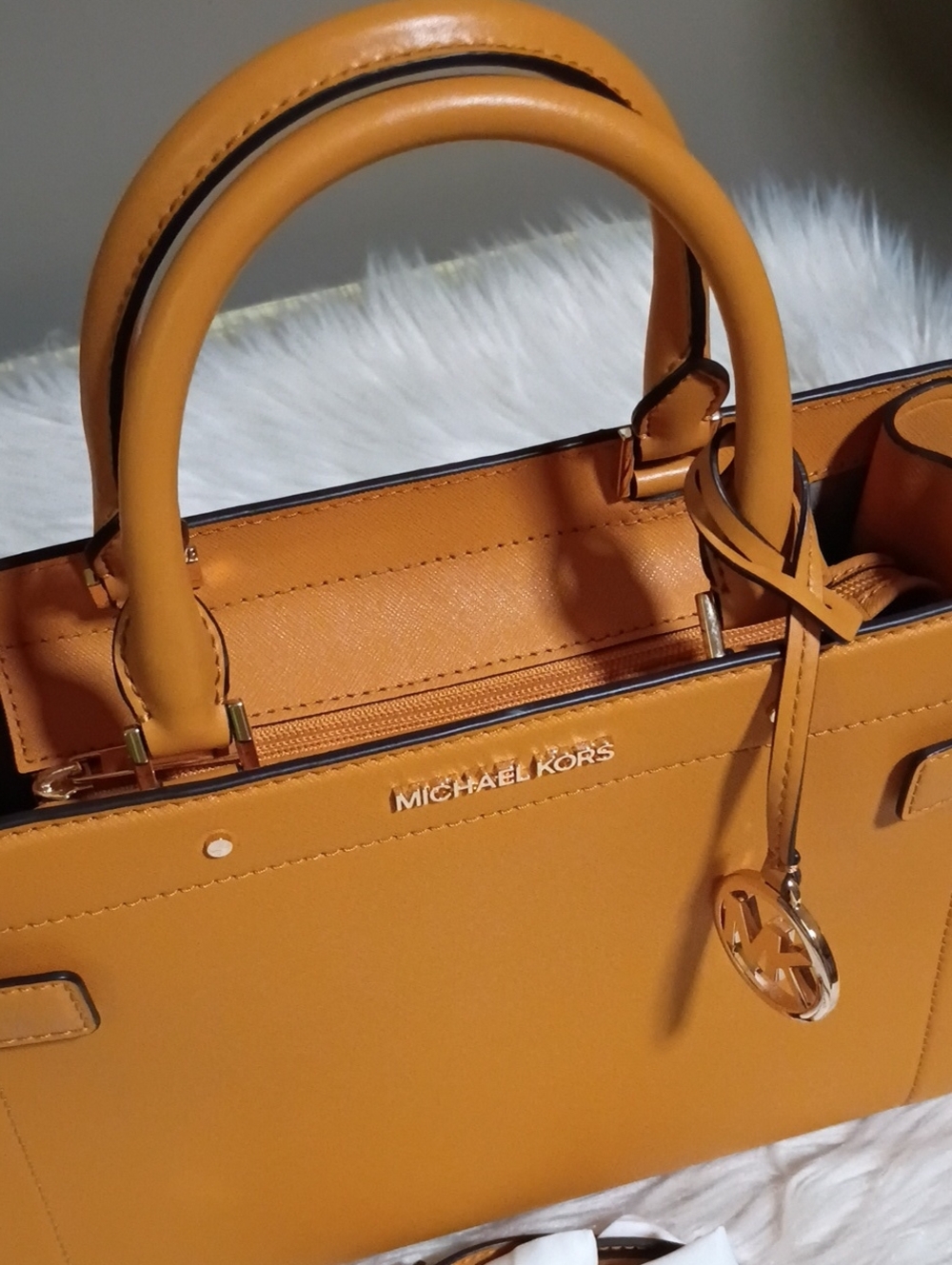 Michael Kors saffiano Leather satchel in marigold - Picture 4 of 16